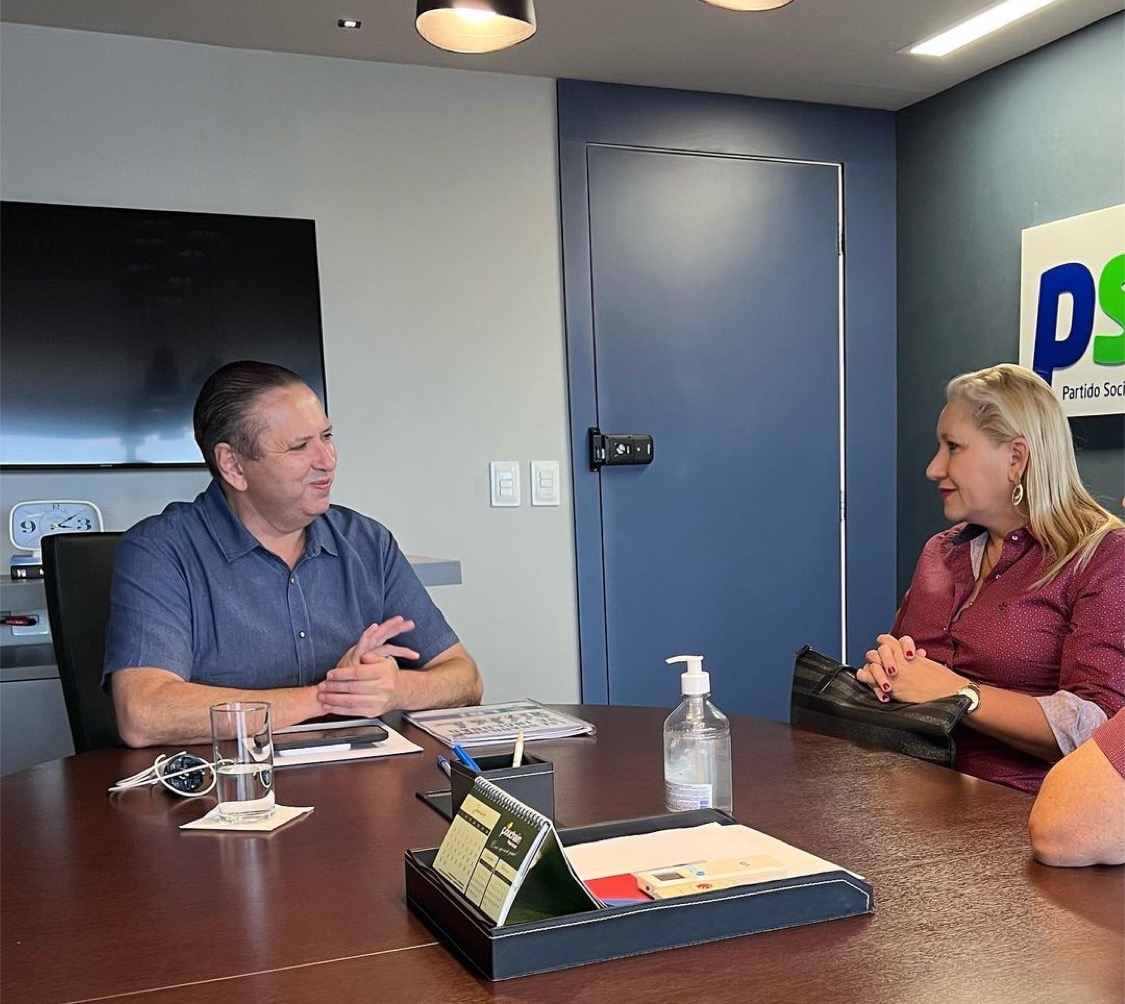 Reunião com a prefeita de Barreira, @auxiliadorafechine
